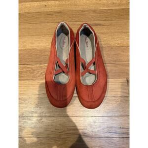 L.L.Bean Suede Mary Jane Flats Rust Red Elastic Strap Comfort Shoes Size 8
